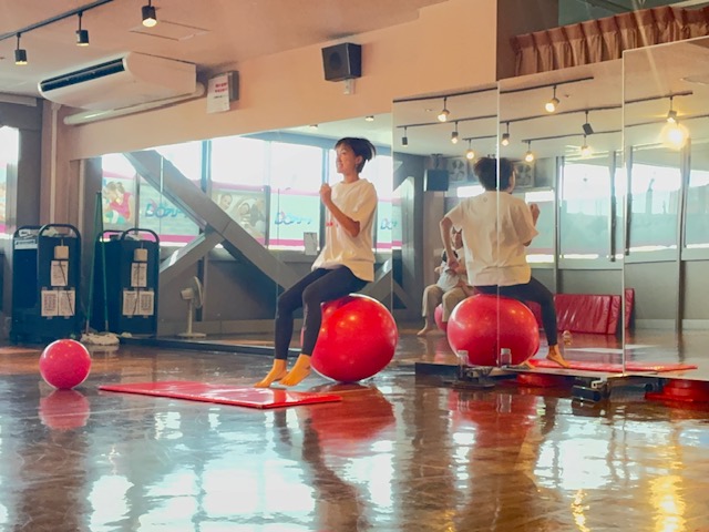 講師の温井先生。産後指導士、体力指導士の資格をお持ちの先生です！