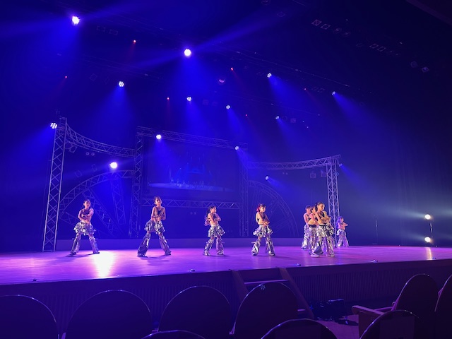 ダンスパフォーマンスの様子