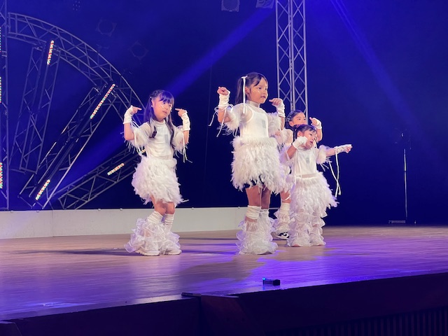 ダンスパフォーマンスの様子