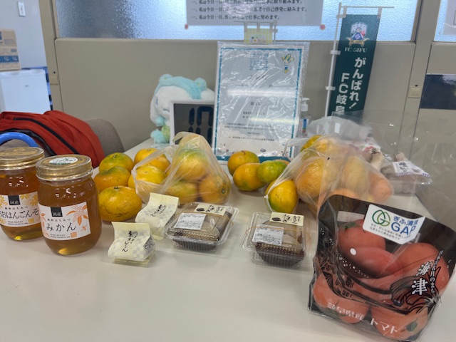 スタッフが買った食べ物