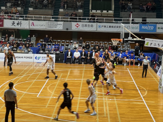 岐阜スープス試合の様子