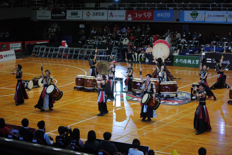 各務原太鼓保存会のみなさんによる太鼓パフォーマンスが行われました。