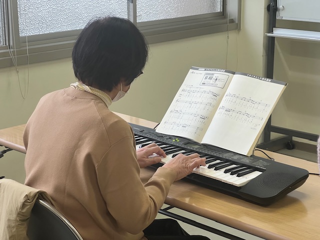 ピアノ教室のレッスン風景