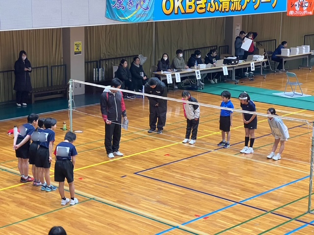 バドミントン試合の様子