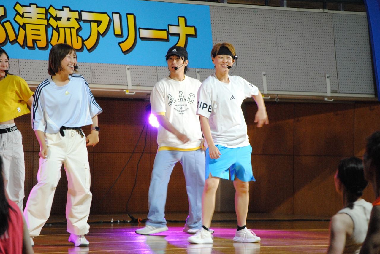 レズミルズダンスの様子